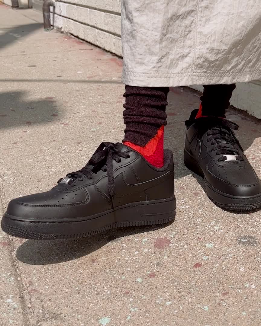 womens black leather air force 1