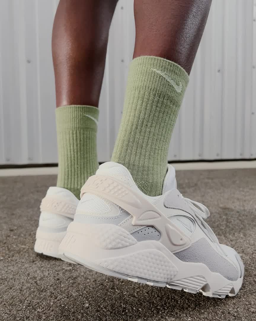 Nike Air Huarache Ultra White 'on feet