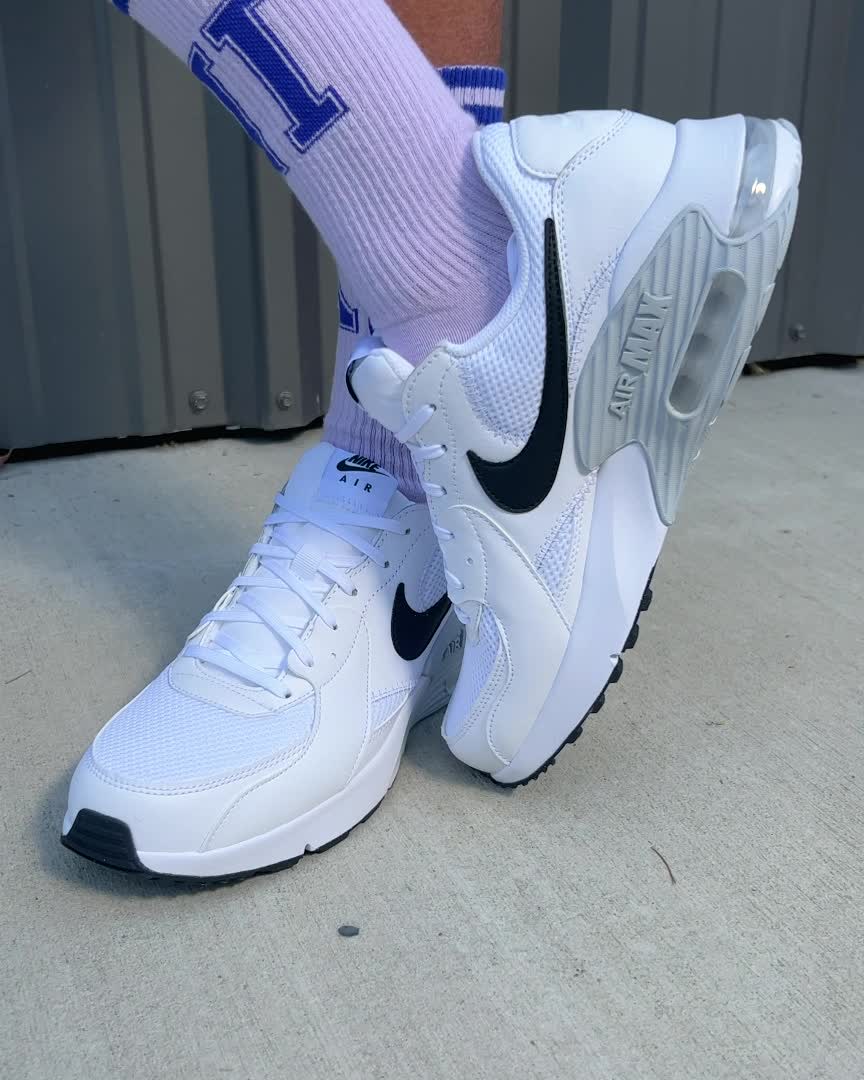 nike white air max excee