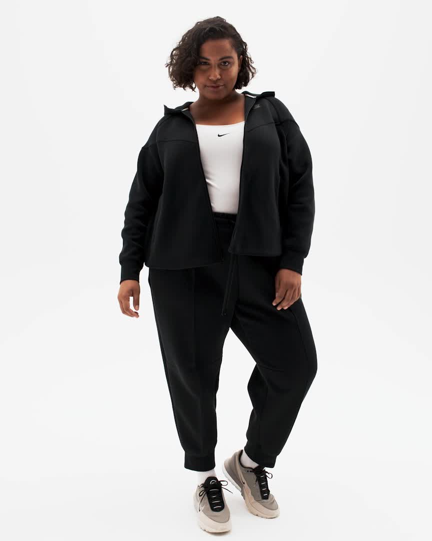 Nike Sportswear Tech Fleece Women's MidRise Joggers (Plus Size). Nike IL