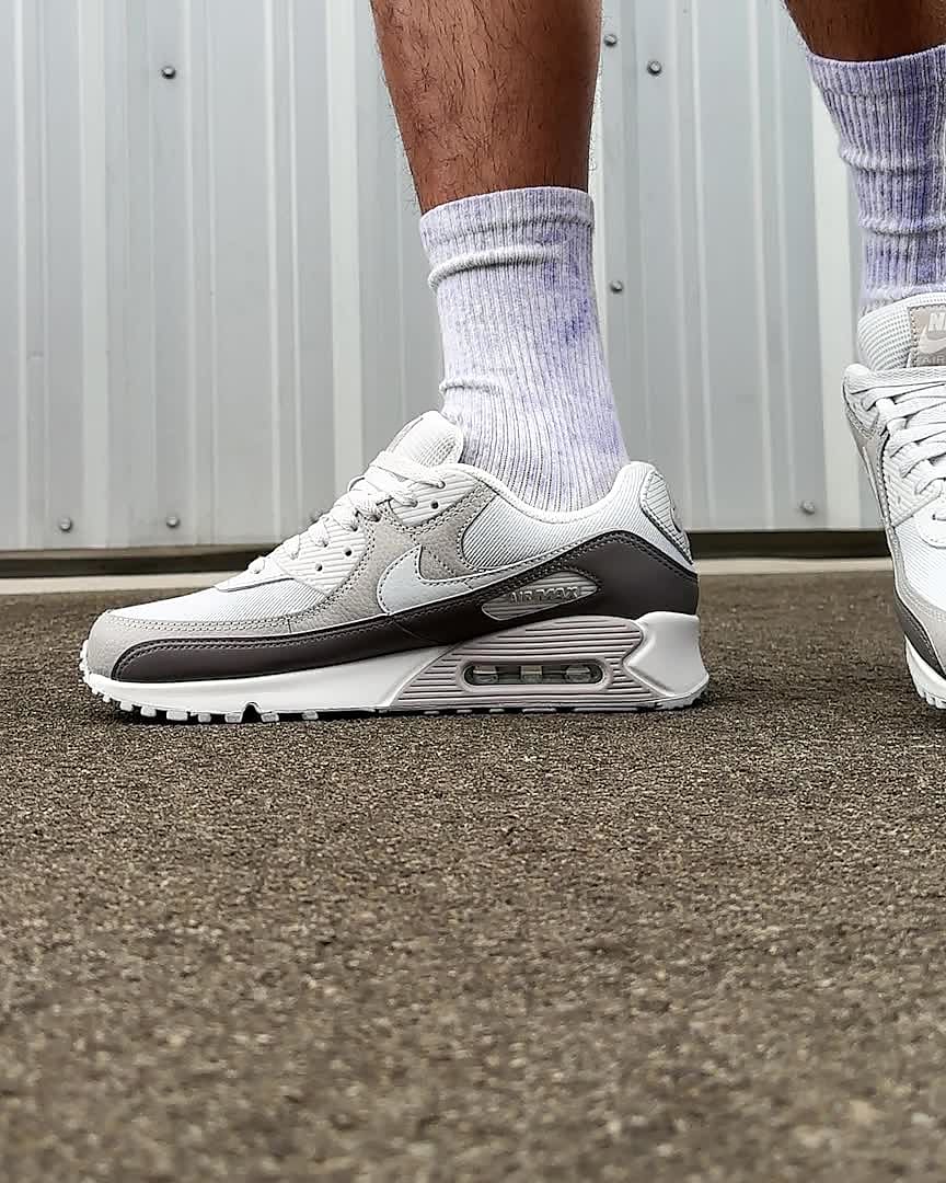 Off-White x Nike Air Max 90 // On-Foot Preview