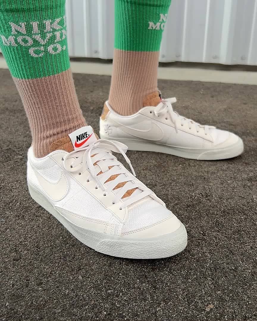 premium nike blazer low