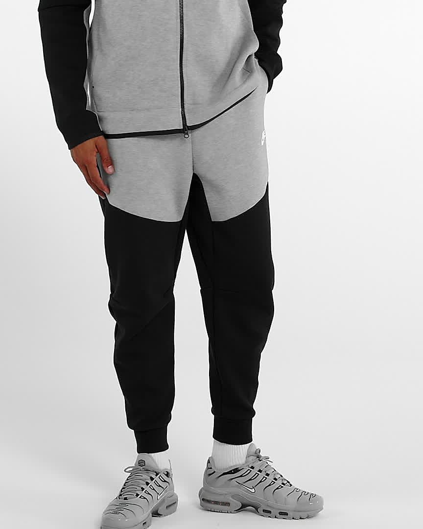 Nike Men's Sportswear Tech Fleece Pants, Black, M 