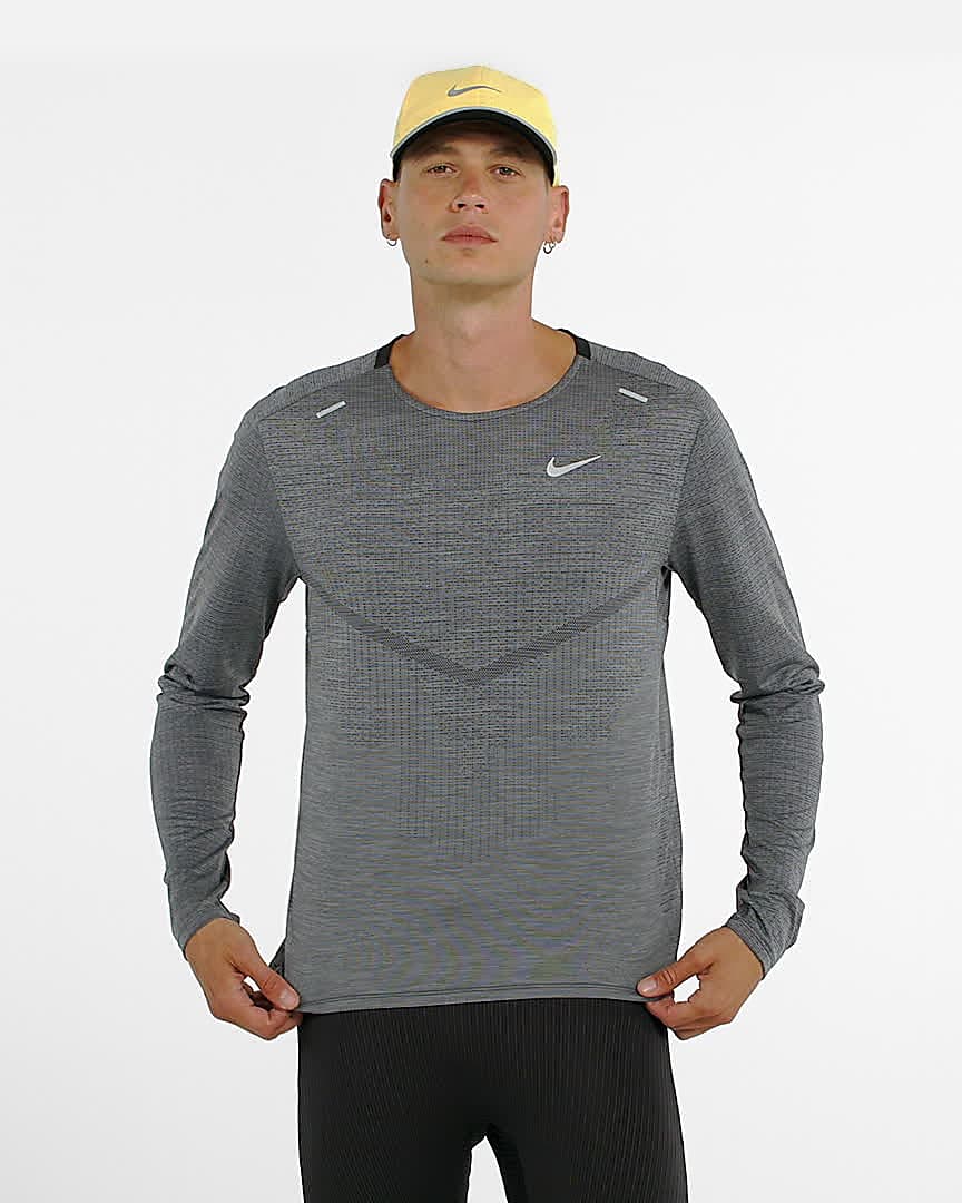 Nike Dri-FIT ADV Techknit Ultra Men's Running Top. IL