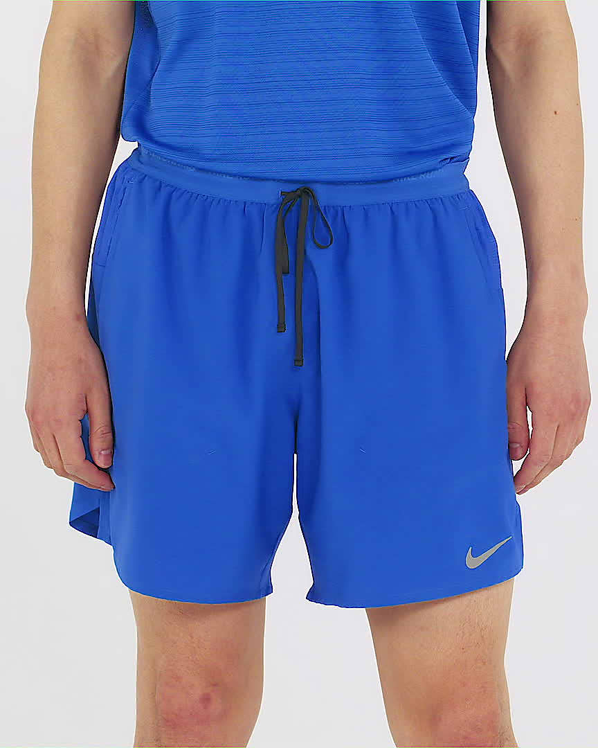 Lobo con piel de cordero vertical insulto Nike Dri-FIT Stride Pantalón corto de running de 18 cm con malla interior -  Hombre. Nike ES