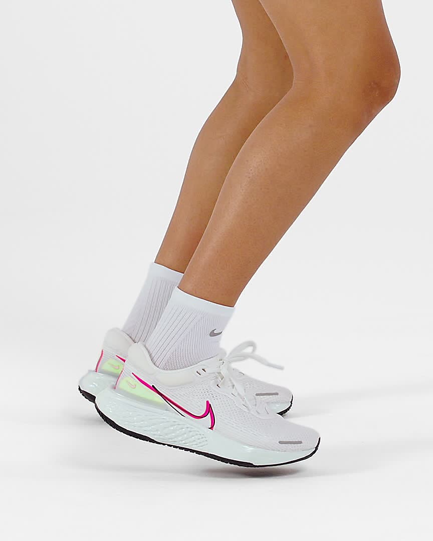 Nike invincible run. Nike ZOOMX Invincible Run Flyknit. Nike ZOOMX Invincible.