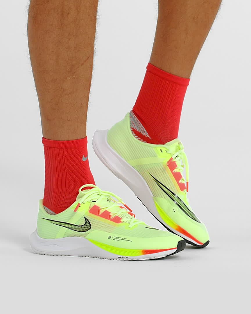 NIKE ナイキ エアズームライバルフライフライ3