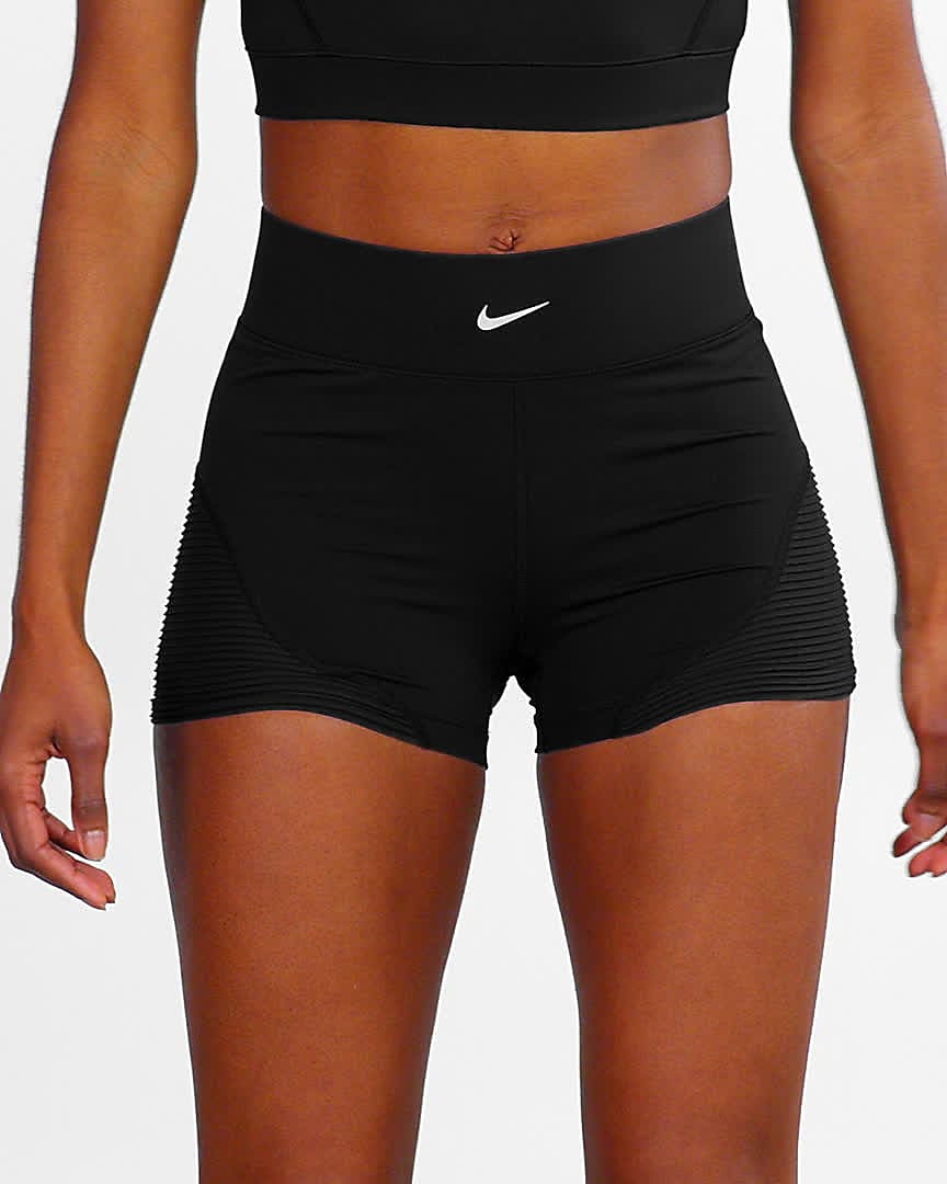8cm (approx.) Shorts. Nike CH