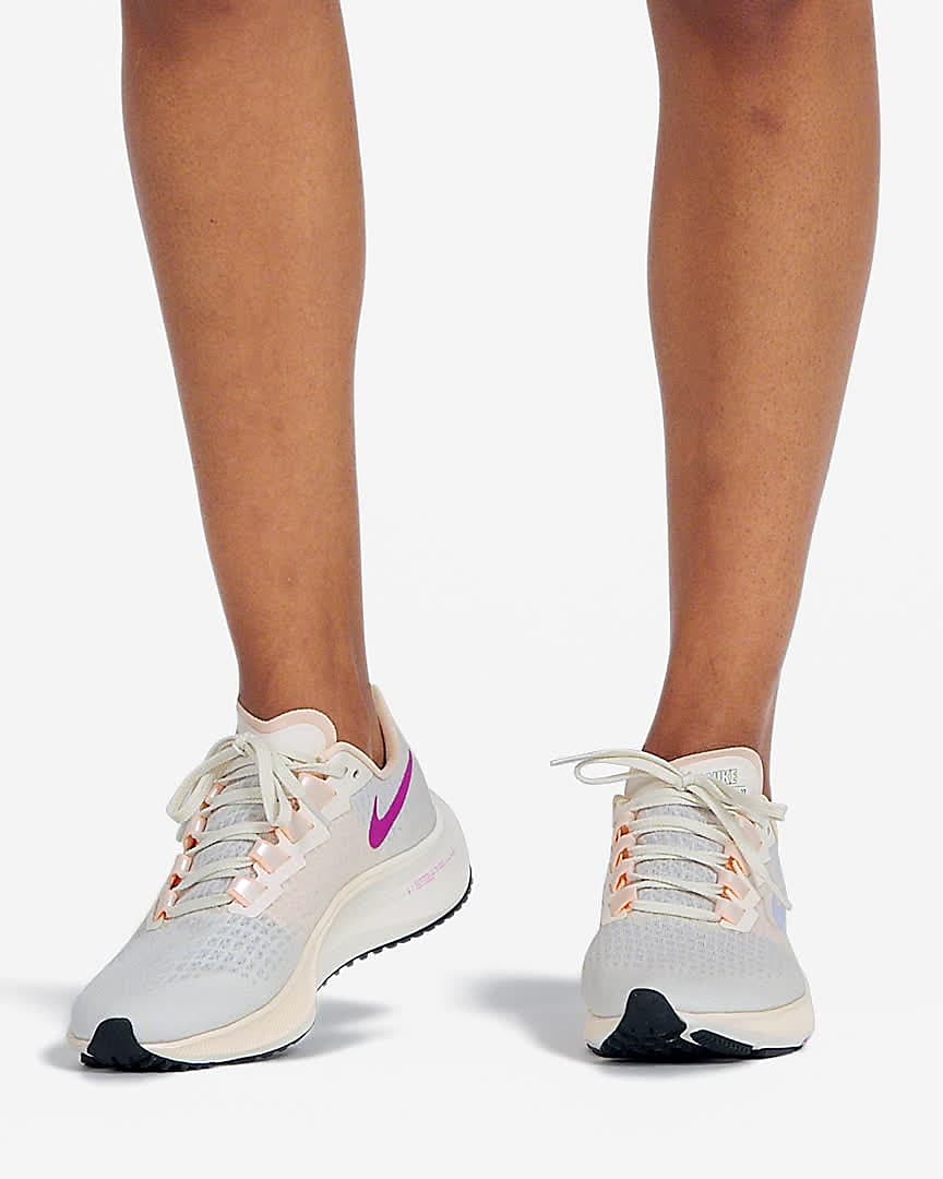 Nike Air Zoom Pegasus 37 Women's Road Running Shoes مرايا خشب طويله