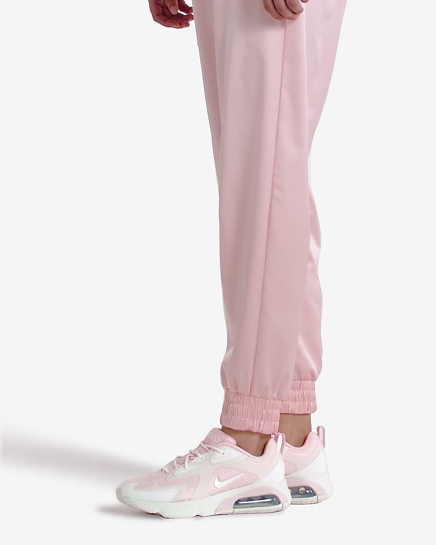 Женские кроссовки Nike Air Max 200 