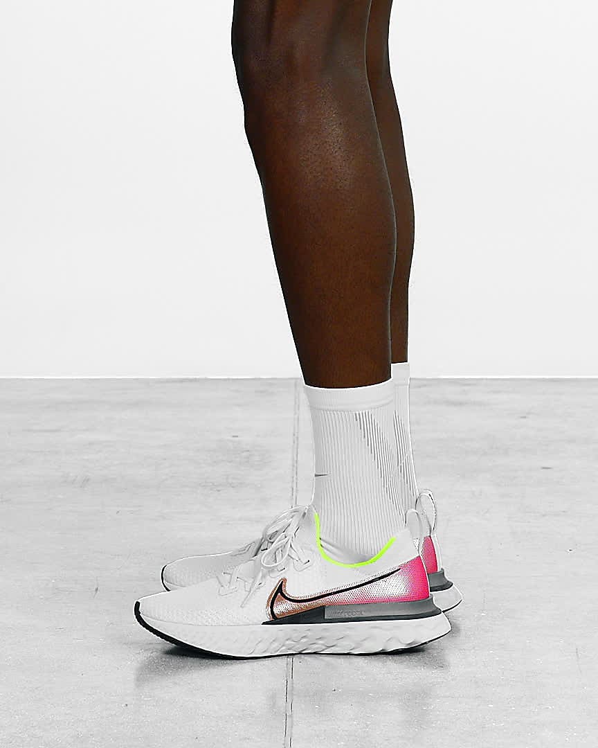 Calzado de running en carretera para hombre Nike React Infinity Run Flyknit ايلاف
