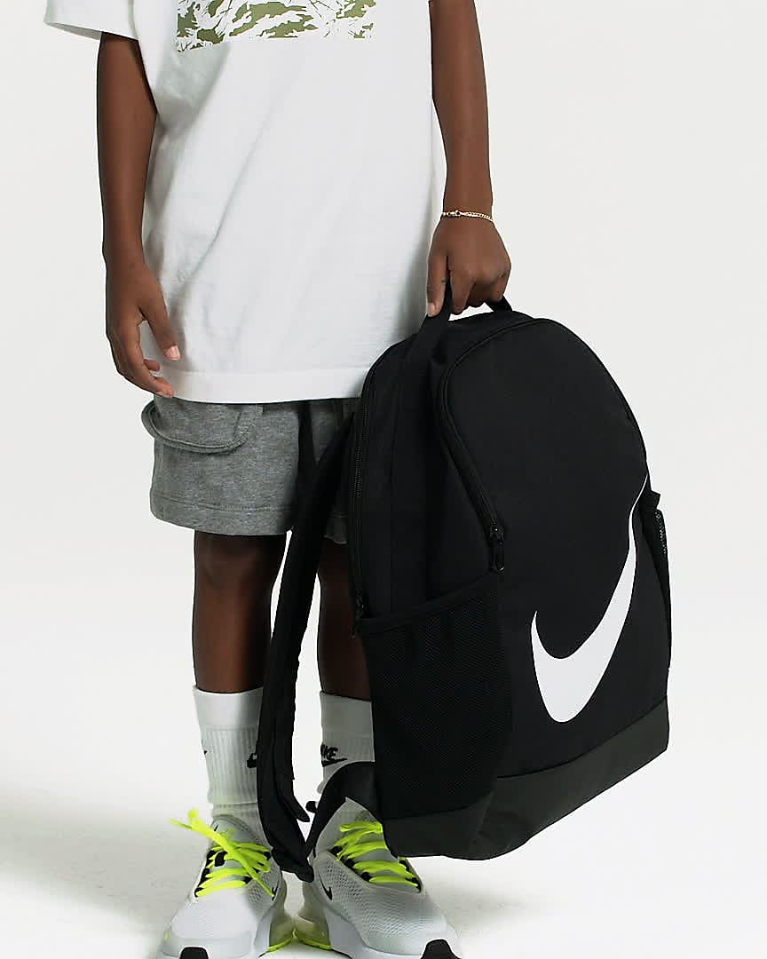 Nike Brasilia Varsity - Mochila de entrenamiento color gris pedernal,  negro/naranja total, Gris pedernal/negro/naranja total, Moderno