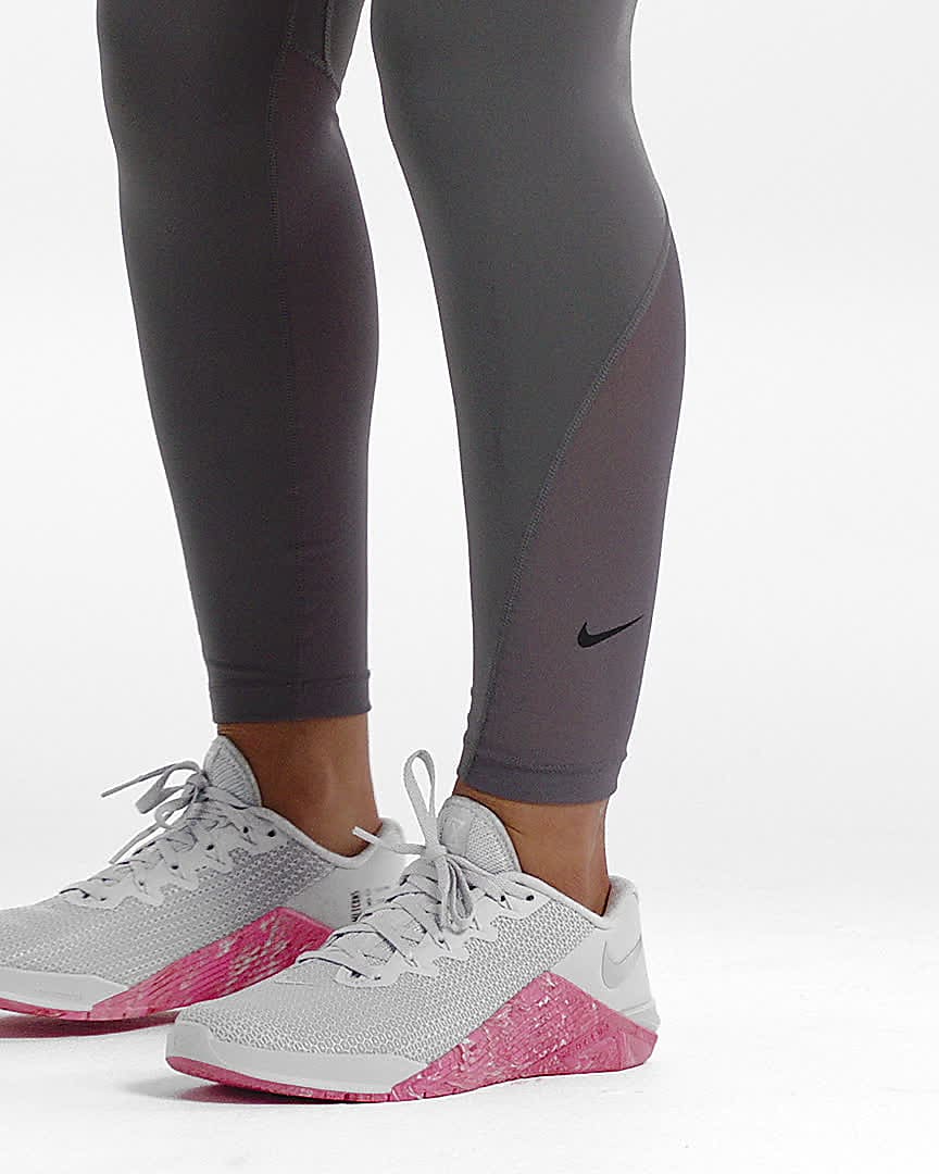 Nike Metcon 5 女款訓練鞋。Nike TW