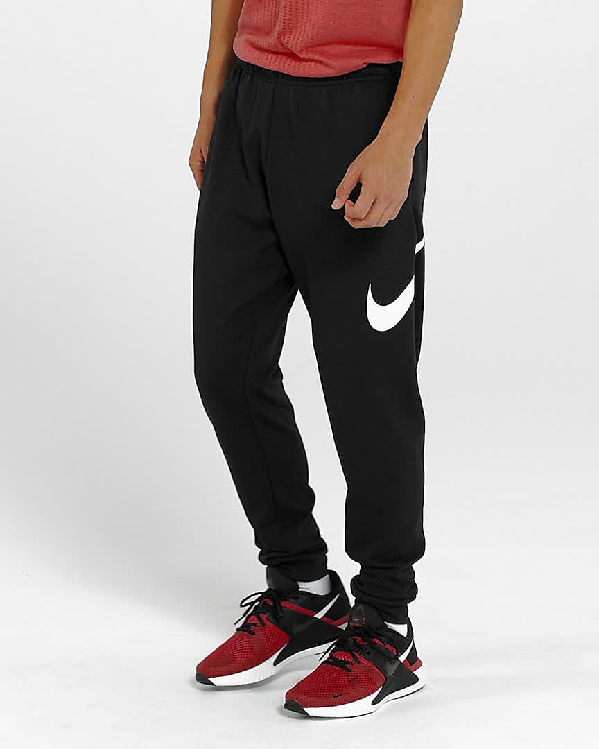 Coche Esperar algo perjudicar Nike Dry Graphic Men's Dri-FIT Taper Fitness Trousers. Nike LU