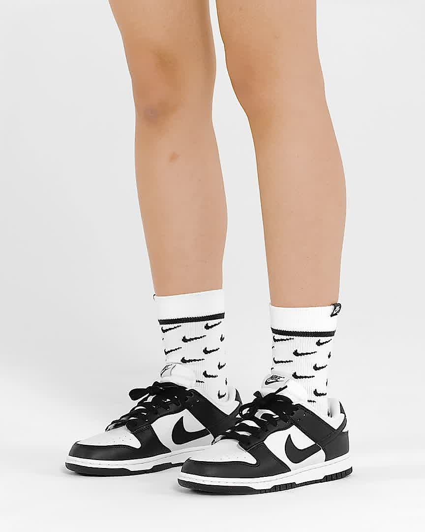 nike dunk low women's shoe