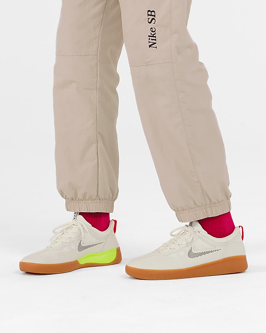 nyjah free skate shoe