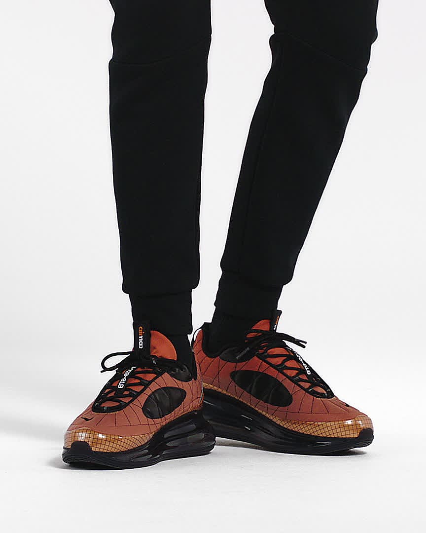 يمين بالانجليزي Nike MX-720-818 Men's Shoe يمين بالانجليزي