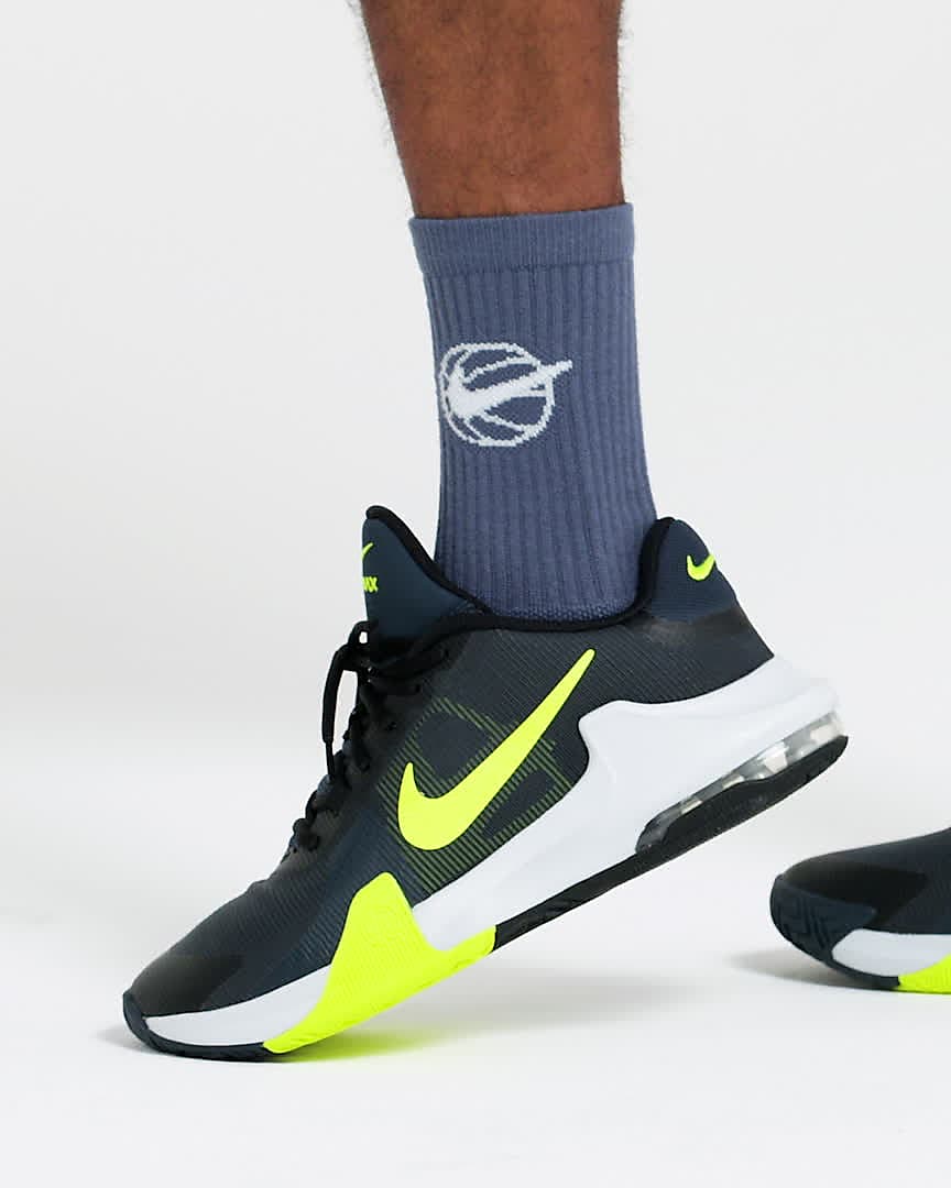 Zapatillas de baloncesto Nike Air max Impact blancas