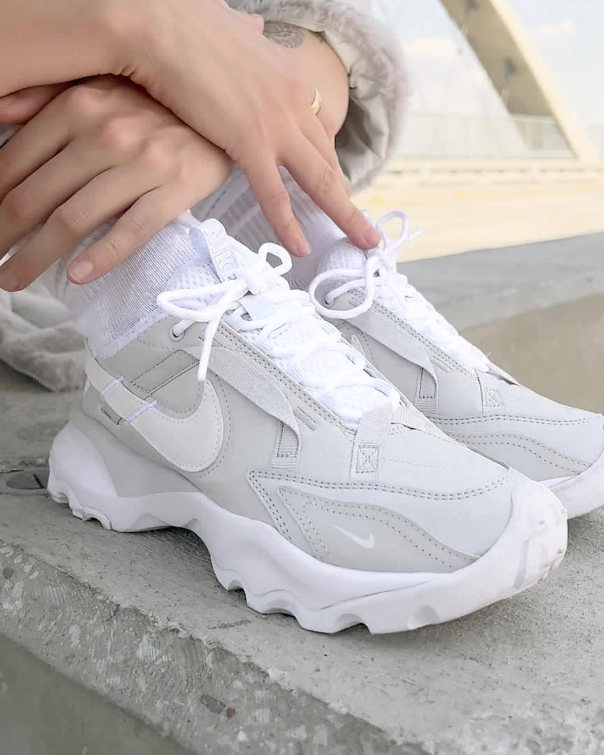 Nike TC 7900 Premium 2 Damesschoenen. Nike BE