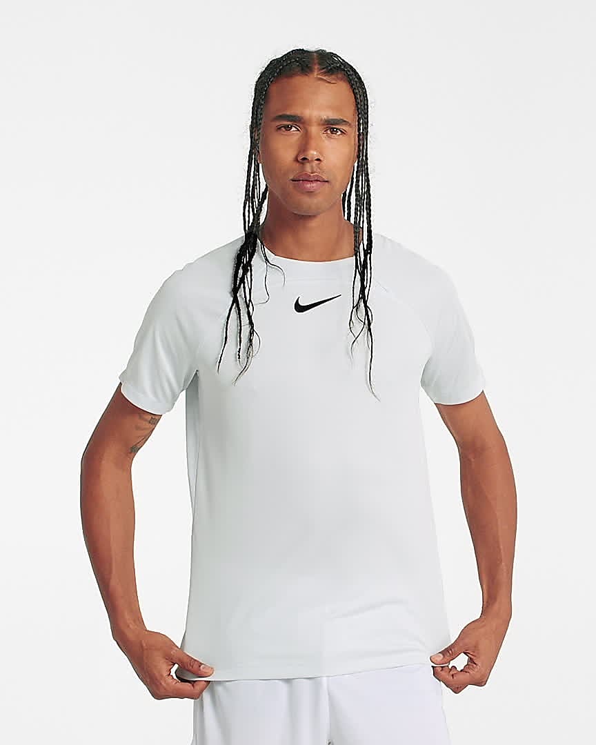 Playera de fútbol de manga corta para Nike Dri-FIT Academy. Nike.com
