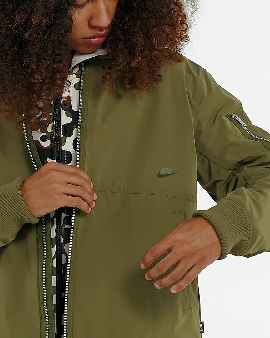 Nike Sportswear Style Essentials 