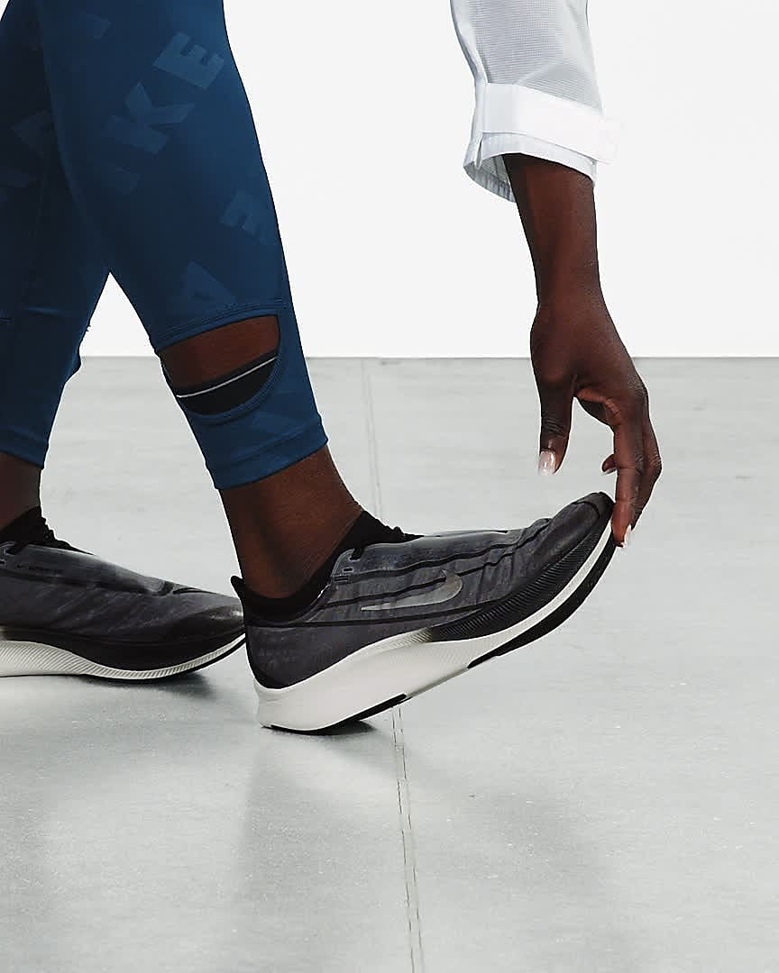 Chaussures de running sur route Nike Zoom Fly 3 pour Femme. Nike CH