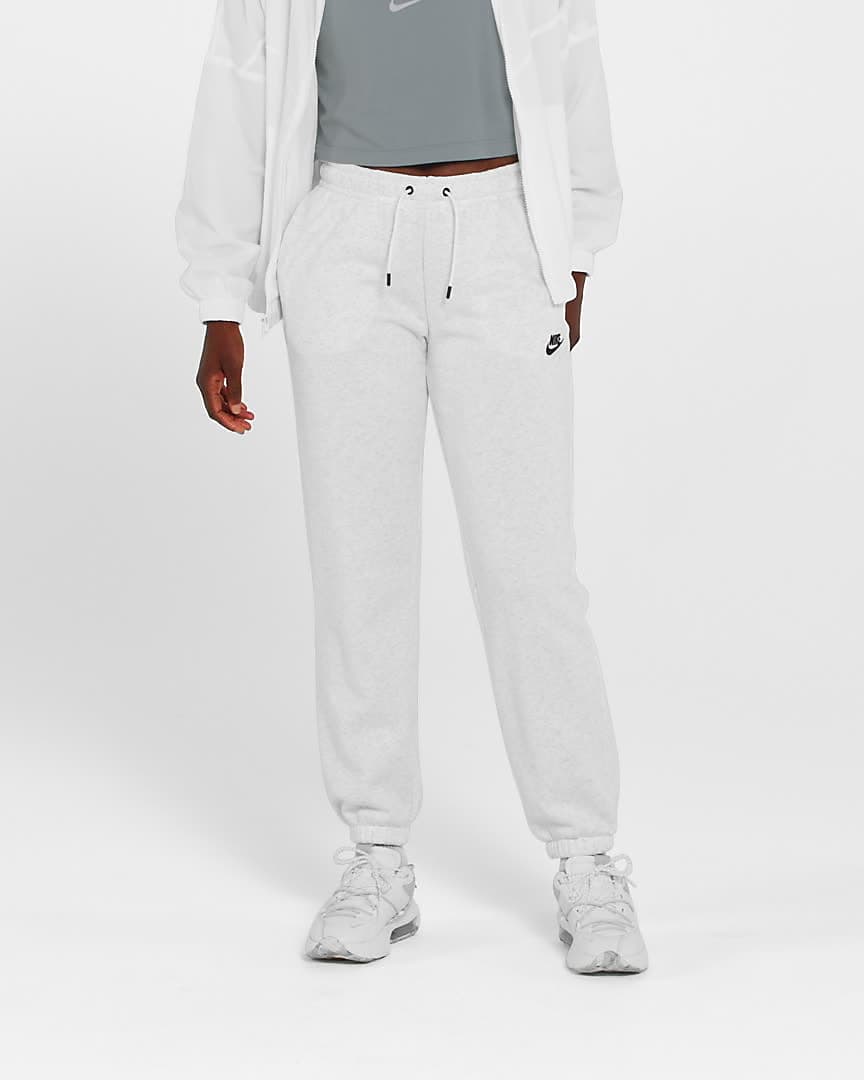 Nike Sportswear Essential Women's 