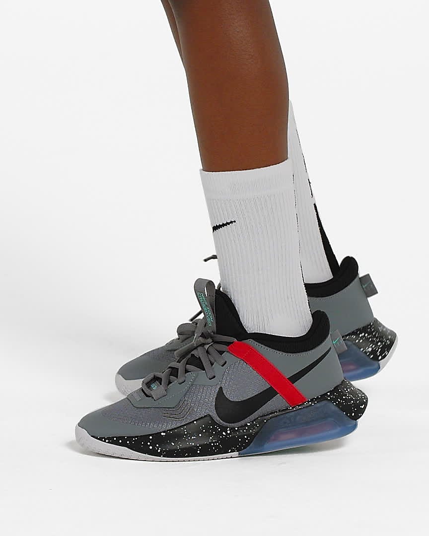 Calzado de básquetbol para niños talla grande Nike Air Zoom ... لعبة الداما Calzado de básquetbol para niños talla grande Nike Air Zoom ... لعبة الداما