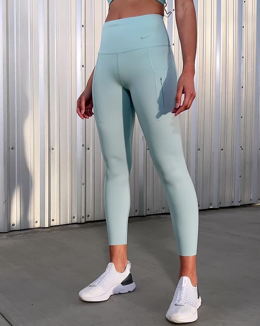 condón acerca de sala Leggings con bolsillos de tiro alto de 7/8 de sujeción firme para mujer Nike  Go. Nike.com
