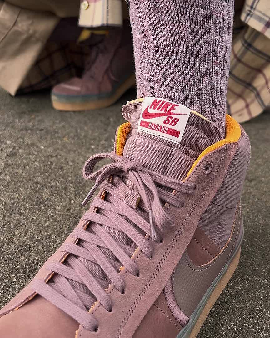 Nike公式 ナイキ Sb ズーム ブレーザー Mid プレミアム プラス スケートボードシューズ オンラインストア 通販サイト