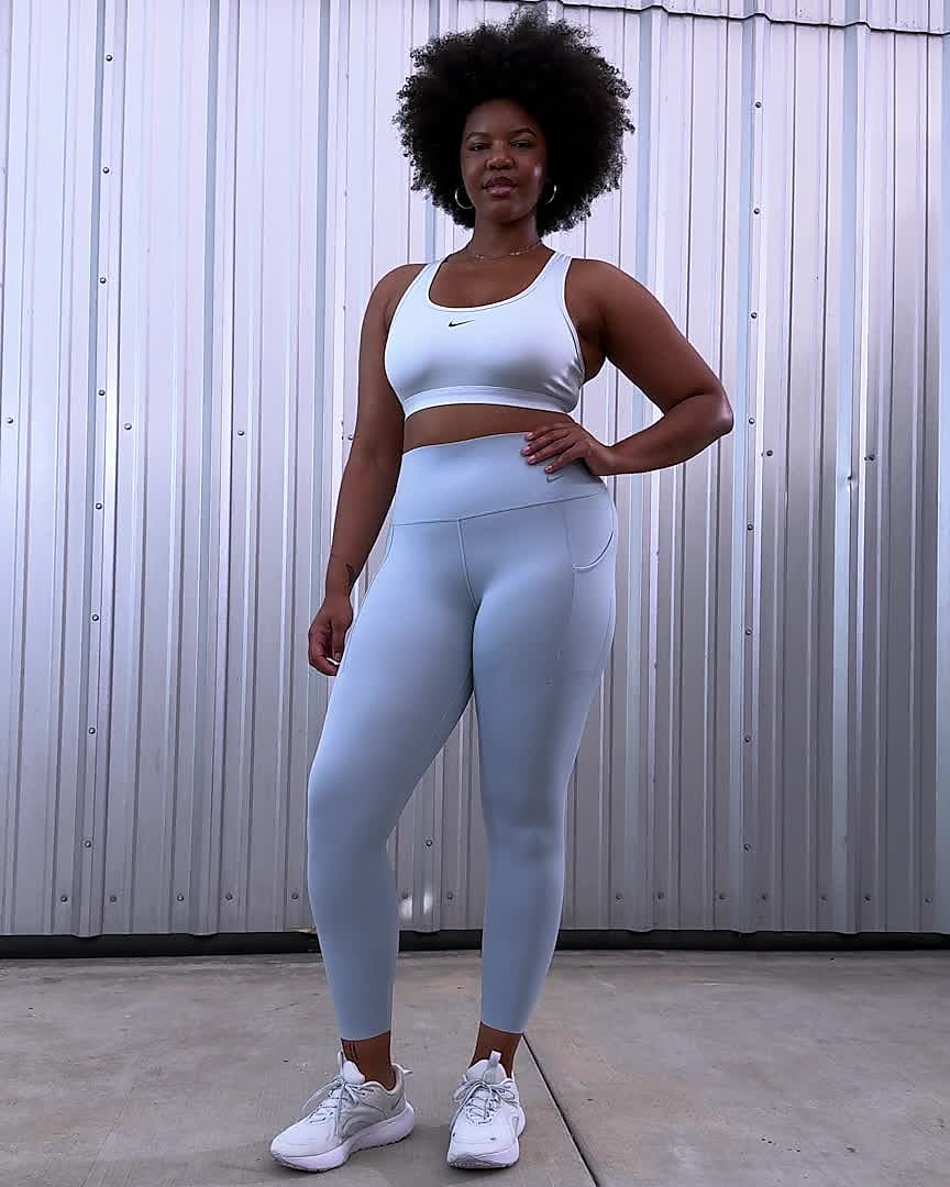 Nike Universa Leggings cortos de talle alto y sujeción media con bolsillos  - Mujer. Nike ES