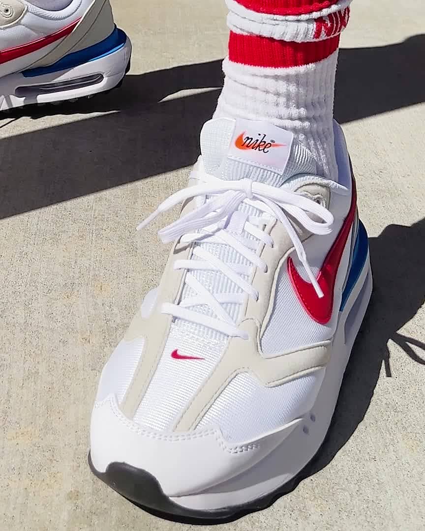 Nike Air Max Dawn Men's Shoe. Nike LU