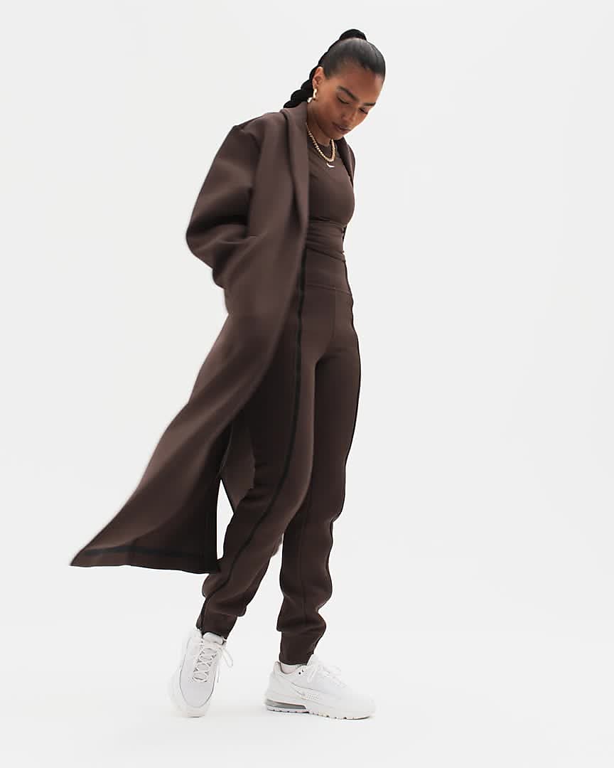 Modells nike tech on sale