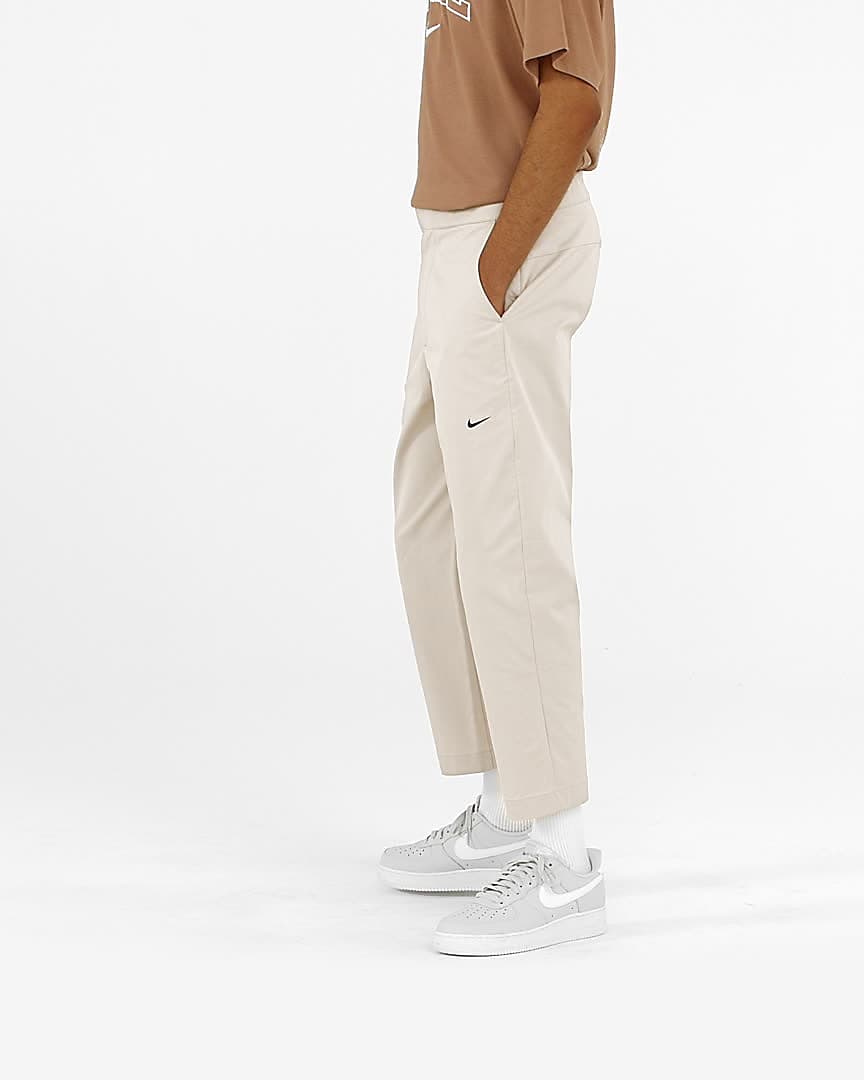 Essentials Uomo Pantaloni da abito senza pinces con vita espandibile in vita e vestibilità classica