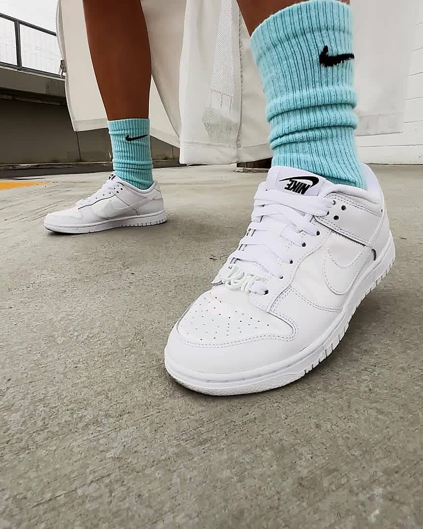 Nike Dunk 低筒 SE 女鞋