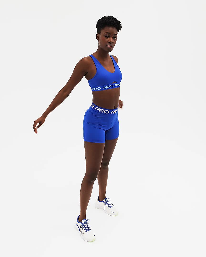 Nike Pro Indy Plunge Women's Medium-Support Padded Sports Bra. Nike ZA