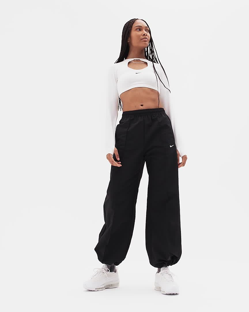 Nike Women's Sportswear Icon Clash Woven Mid-Rise Pants - Size S  (DM6570-126)