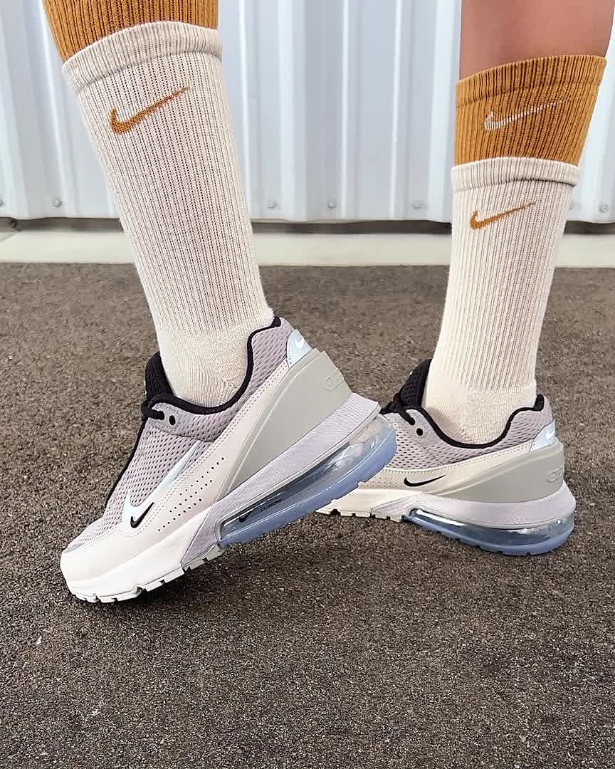 Nike Air Max 270 Nike 101 (Women's)