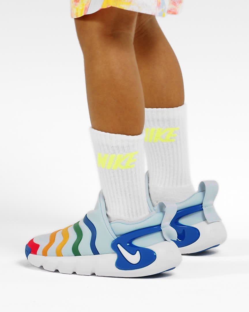 Nike Dynamo Go Little Kids' Easy On/Off Shoes. Nike.com