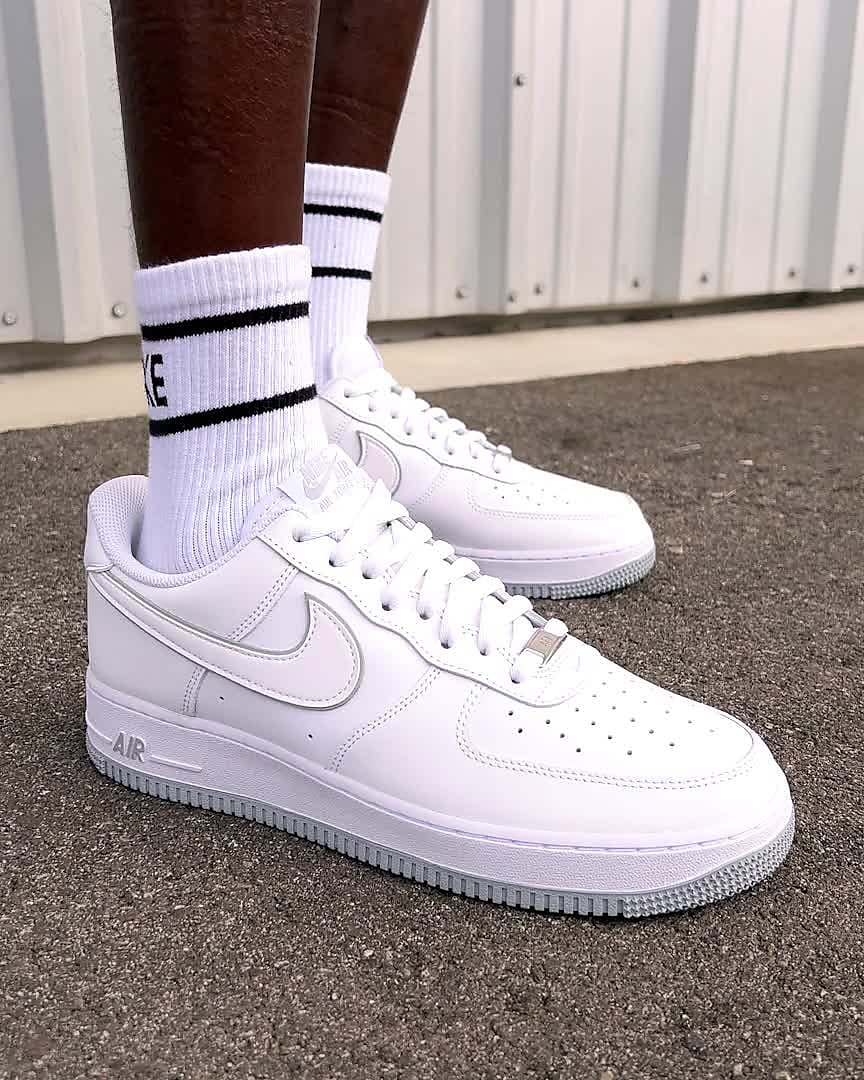 NIKE AIRFORCE1 07 ナイキエアフォースワン