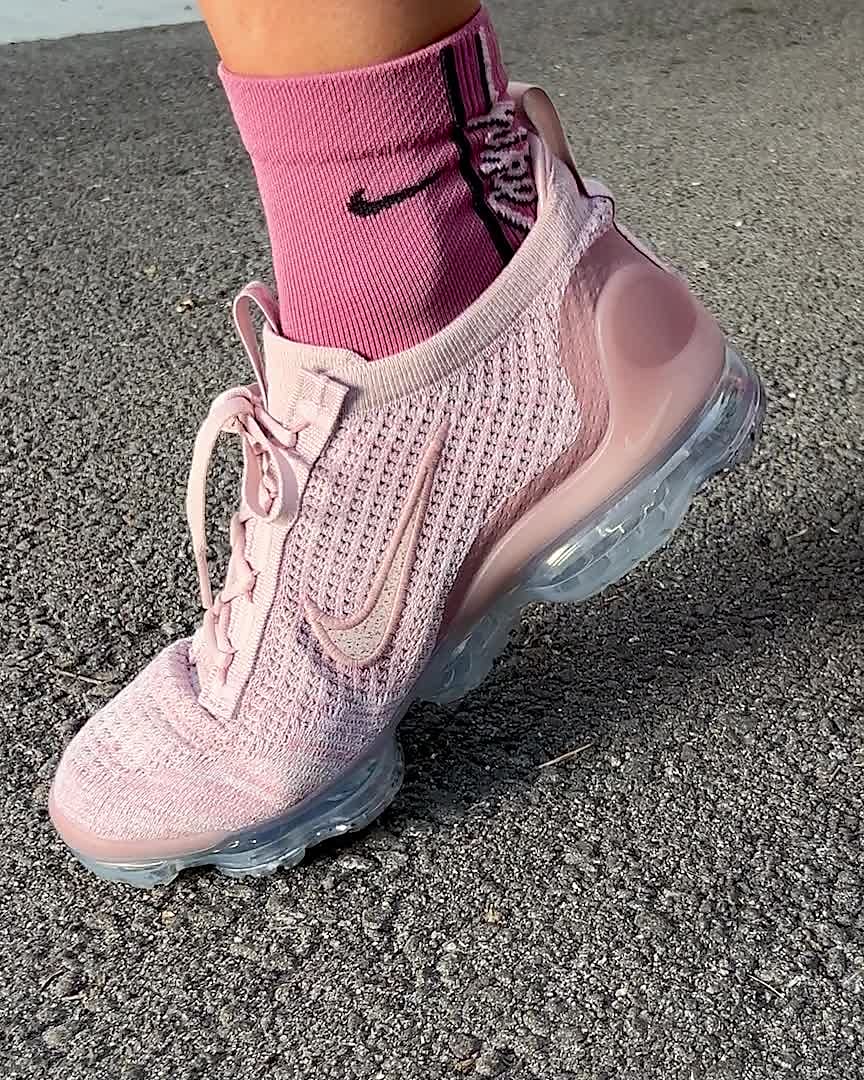 ladies nike air vapormax flyknit