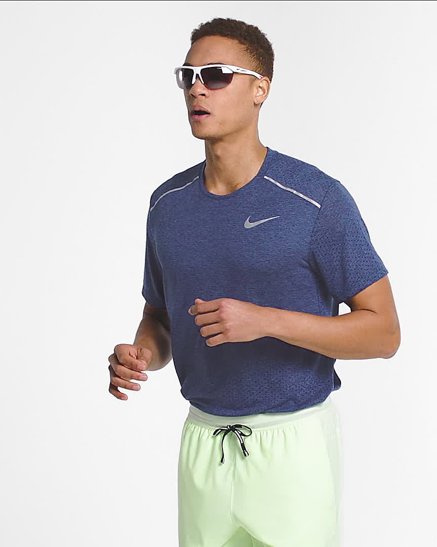 Nike Rise 365 Men's Short-Sleeve 
