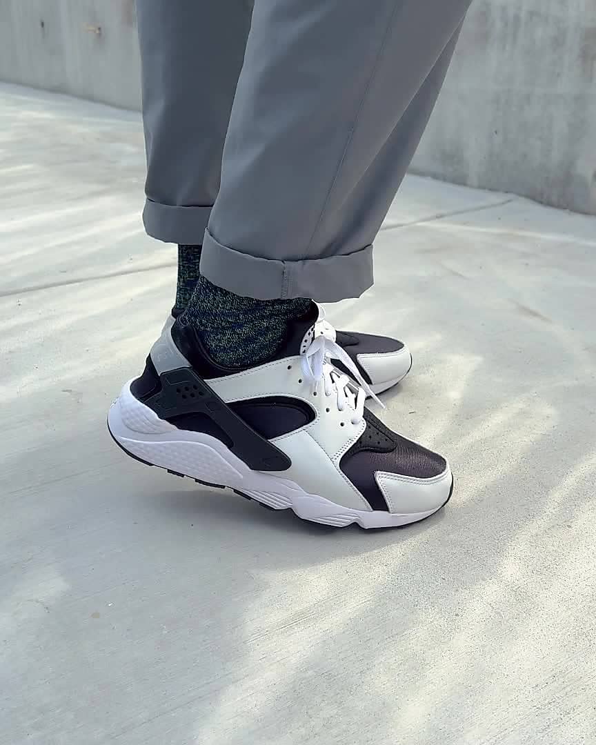 White huaraches with black hot sale logo