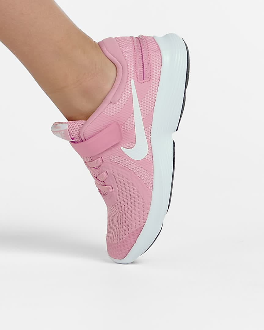 Revolution 4 FlyEase sko små barn. Nike NO