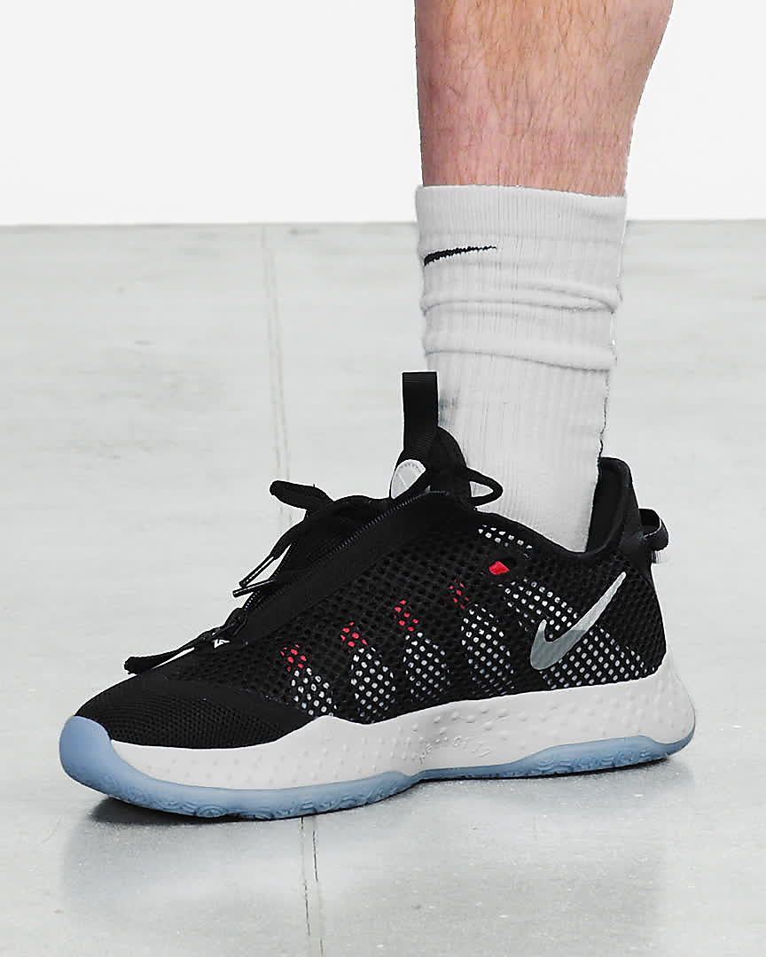 PG 4 Basketball Shoe. Nike BG