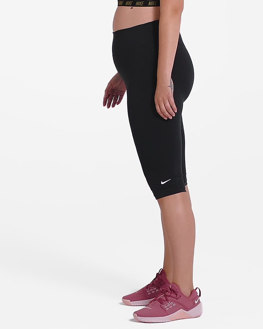 plus size nike capris