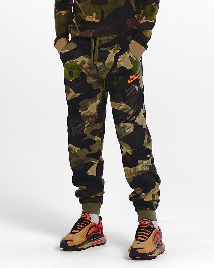 nike sportswear club camo jogger