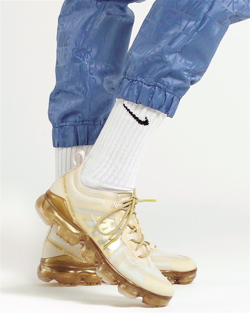 Nike Air Vapormax 2019 Club Gold Light Cream eBay