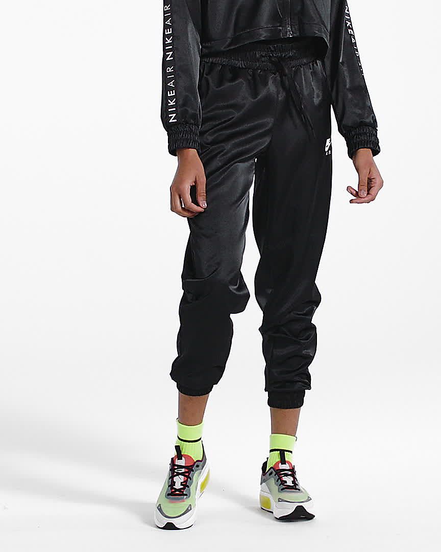 nike womans tracksuit