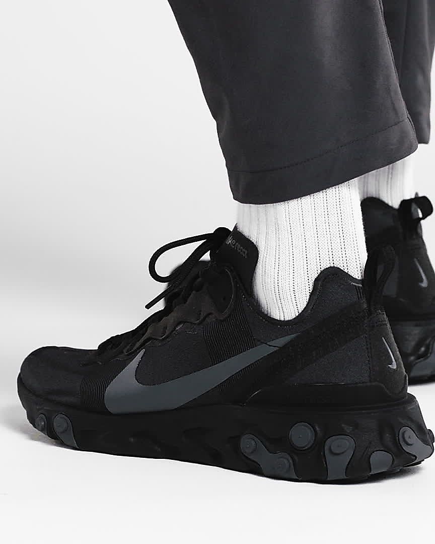 nike sportswear react nike sportswear react